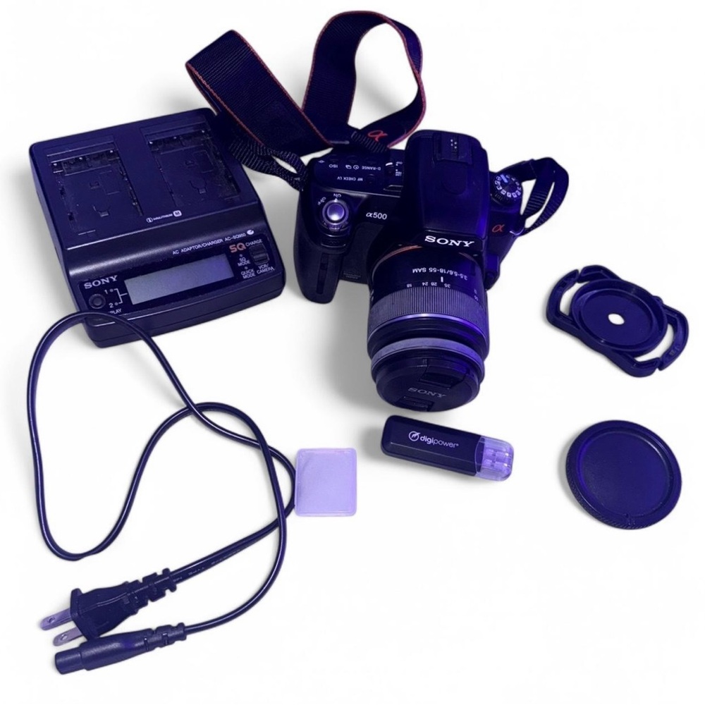 Sony α 500 Digital Camera with Accessories